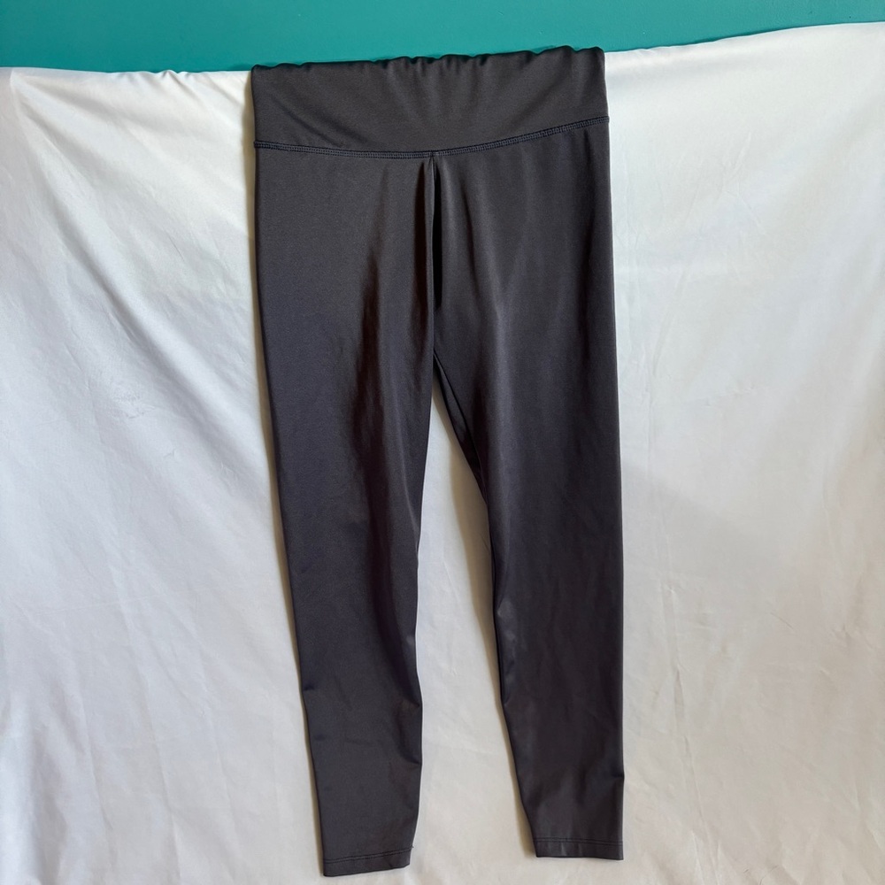 Aerie sz M Charcoal Metallic Gray Leggings Shiny Streetwear Everyday Casual